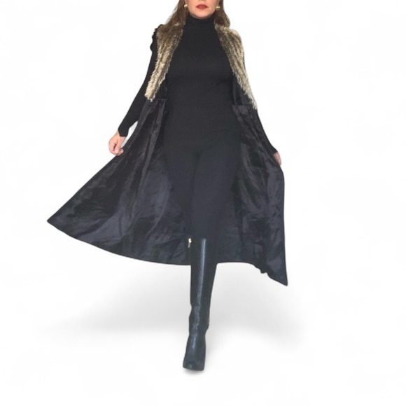 Ly Love Jackets & Blazers - Minimalist Long Vest - Beige Faux Fur & Black Quilted | Medium